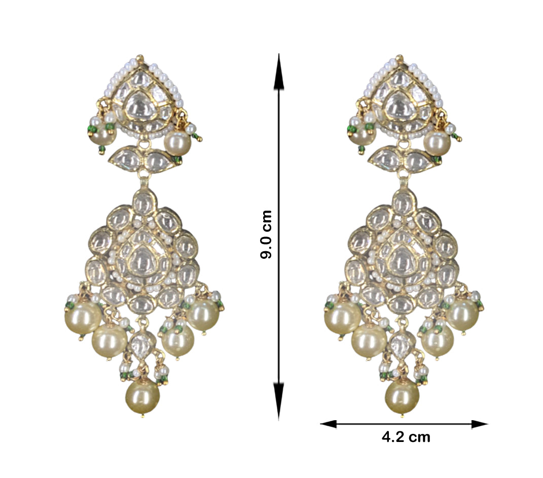 18k Gold and Diamond Polki pear-motifs Choker Necklace Set With south-sea-like Pearls