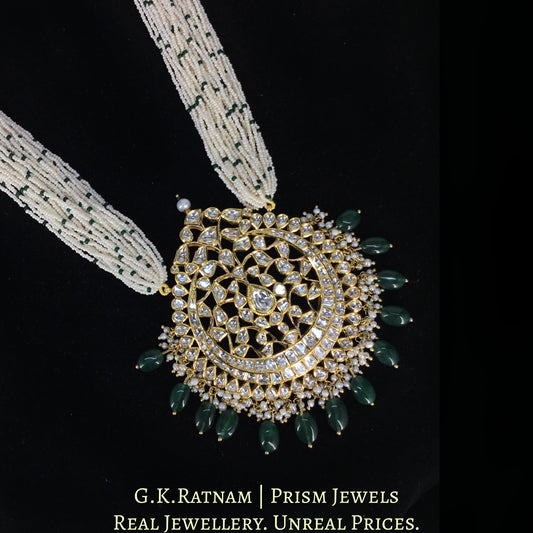 18k Gold and Diamond Polki Pendant Set with emerald-grade Green Beryls and Chid Bunches