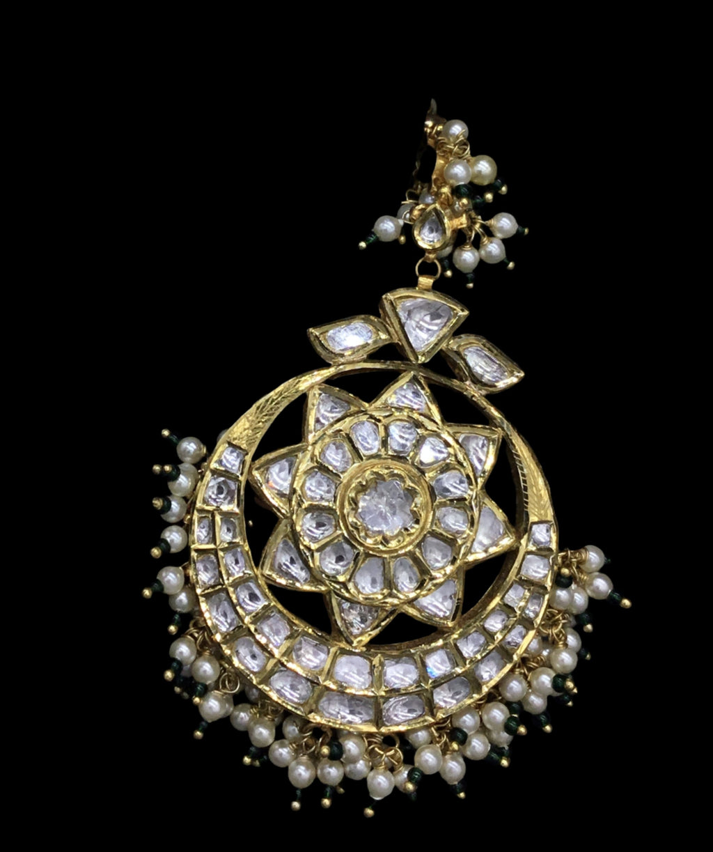 18k Gold and Diamond Polki Maang Tika with Pearl Bunches and a hint of green
