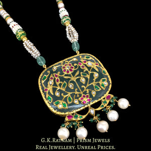 23k Gold and Diamond Polki Holdali Pendant with basra-like Antiqued Hyderabadi Pearls