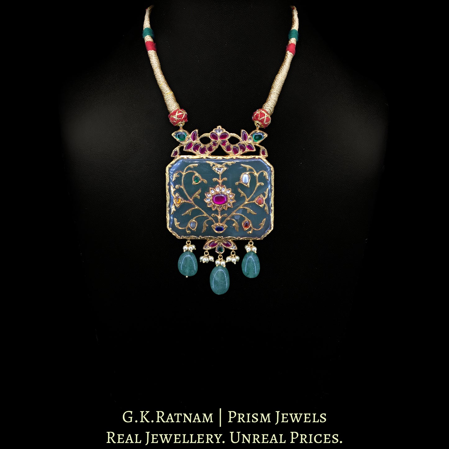 23k Gold and Diamond Polki Holdali Pendant