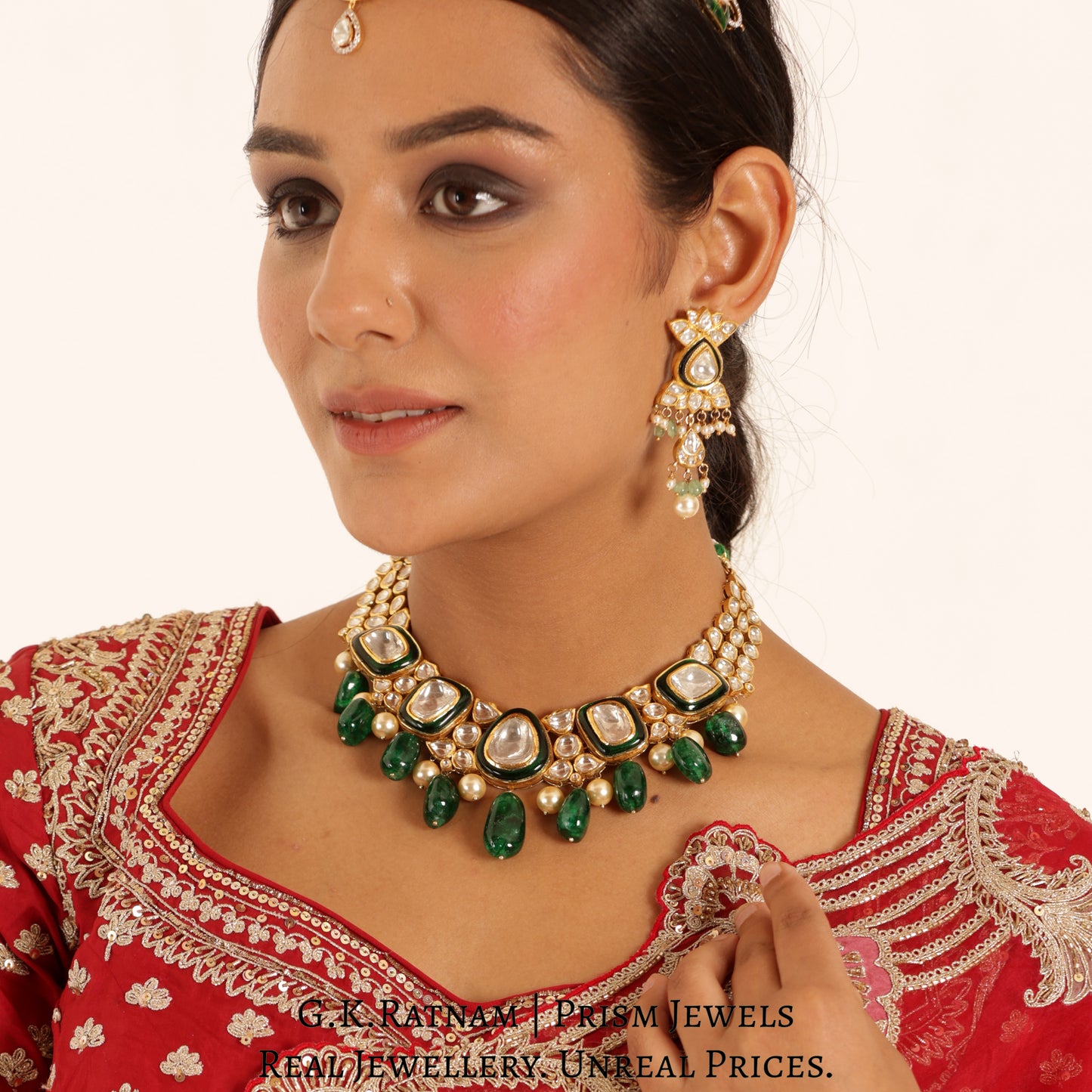 18k Gold and Diamond Polki Necklace with emerald-grade chunky Beryl Hangings