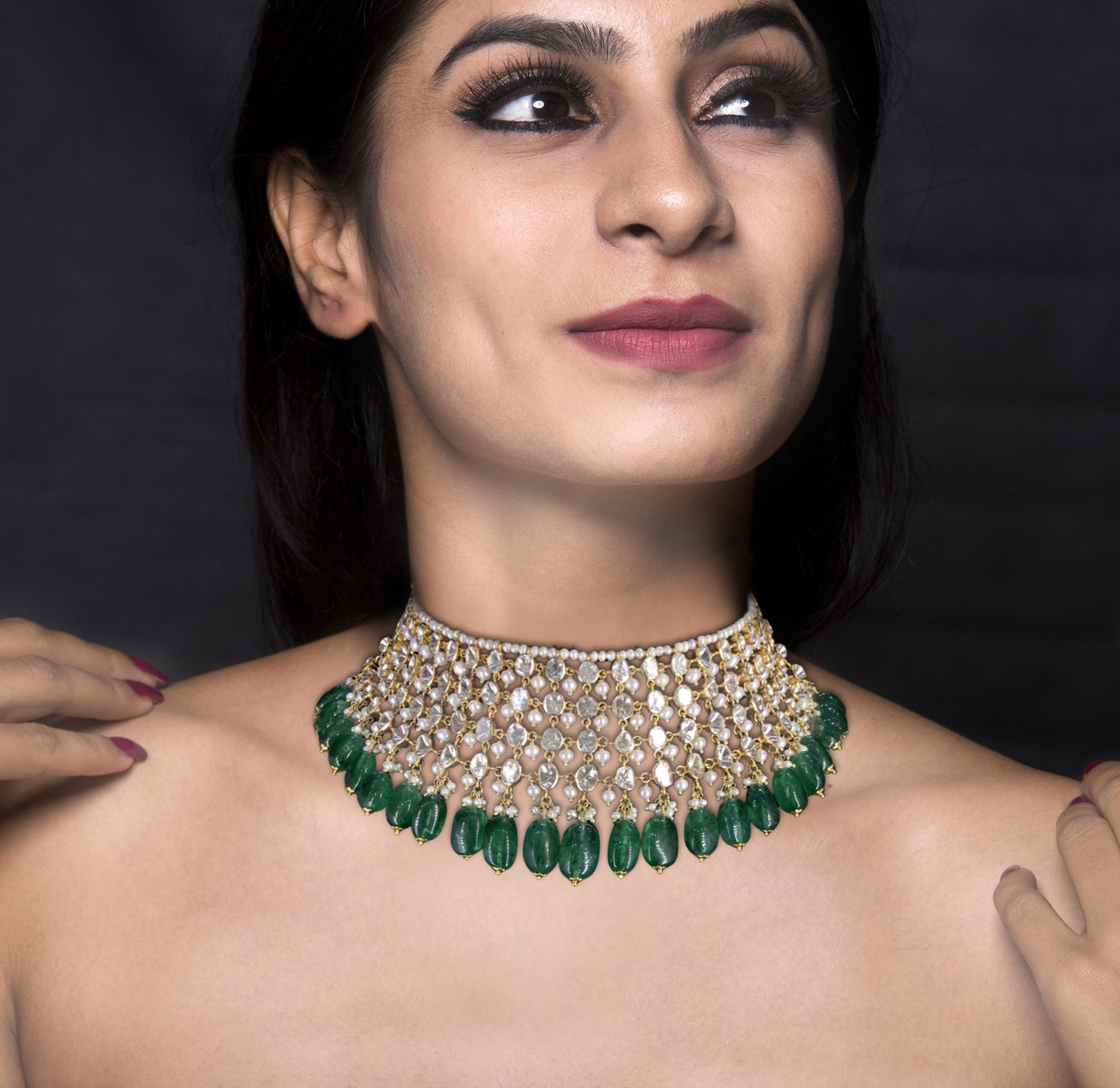 18k Gold and Diamond Polki Open Setting Choker Necklace enhanced with Natural Freshwater Pearls and Green Beryls