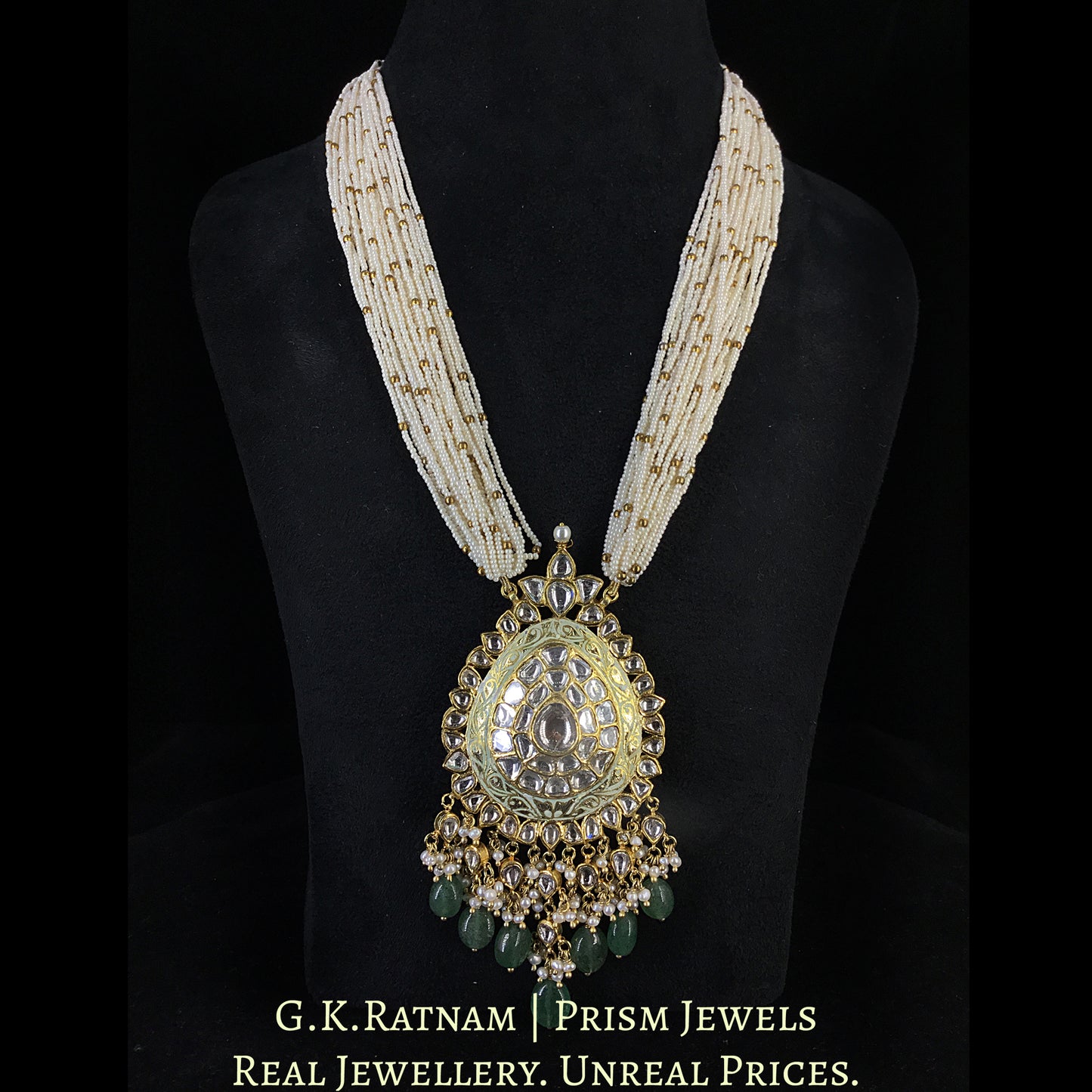 18k Gold and Diamond Polki Pendant Set