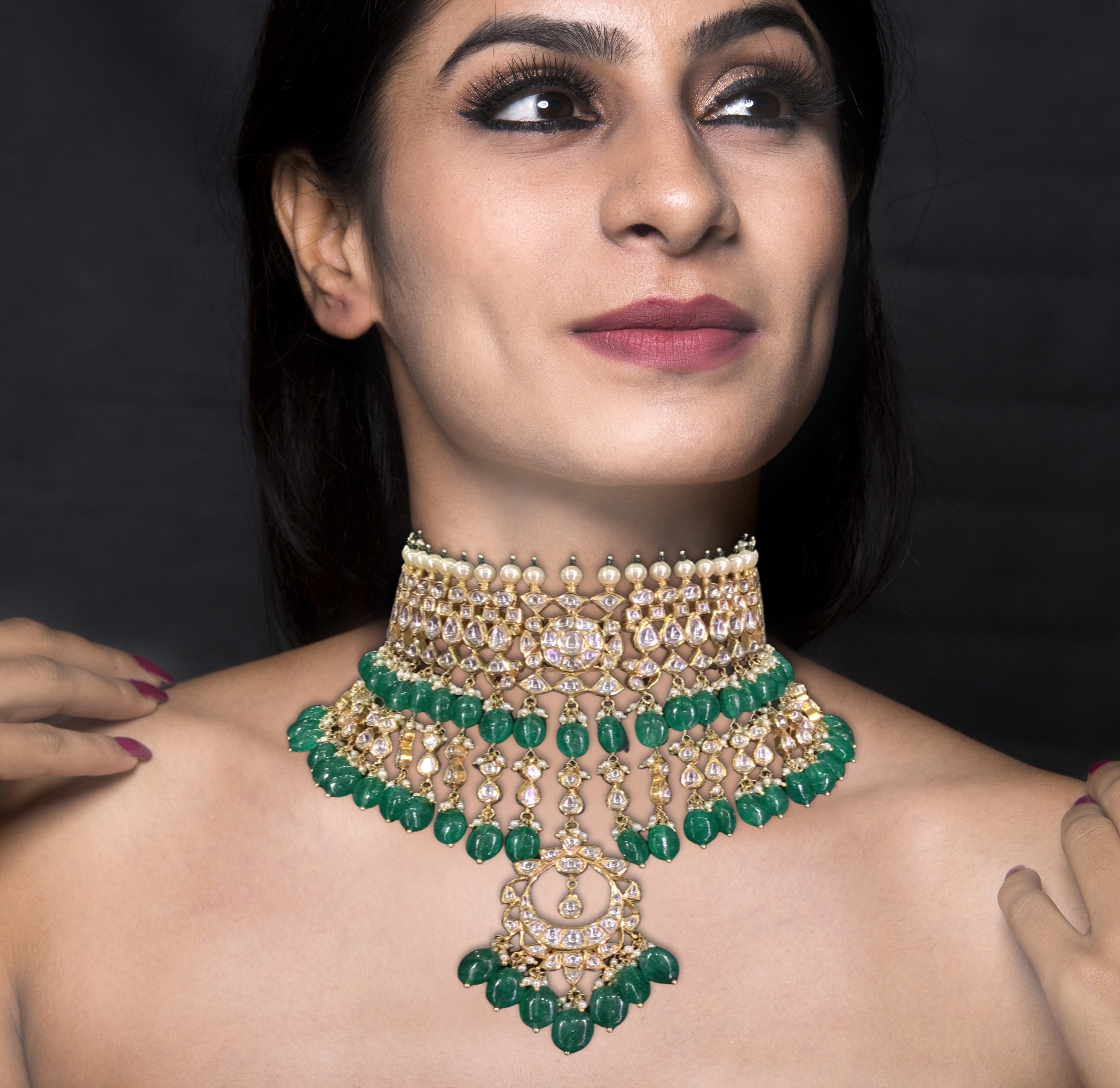 18k Gold and Diamond Polki Choker Necklace Set with emerald-grade beryls and polki drops