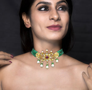 18k Gold and Diamond Polki Choker Necklace Set strung with emerald-grade green beryls - G. K. Ratnam