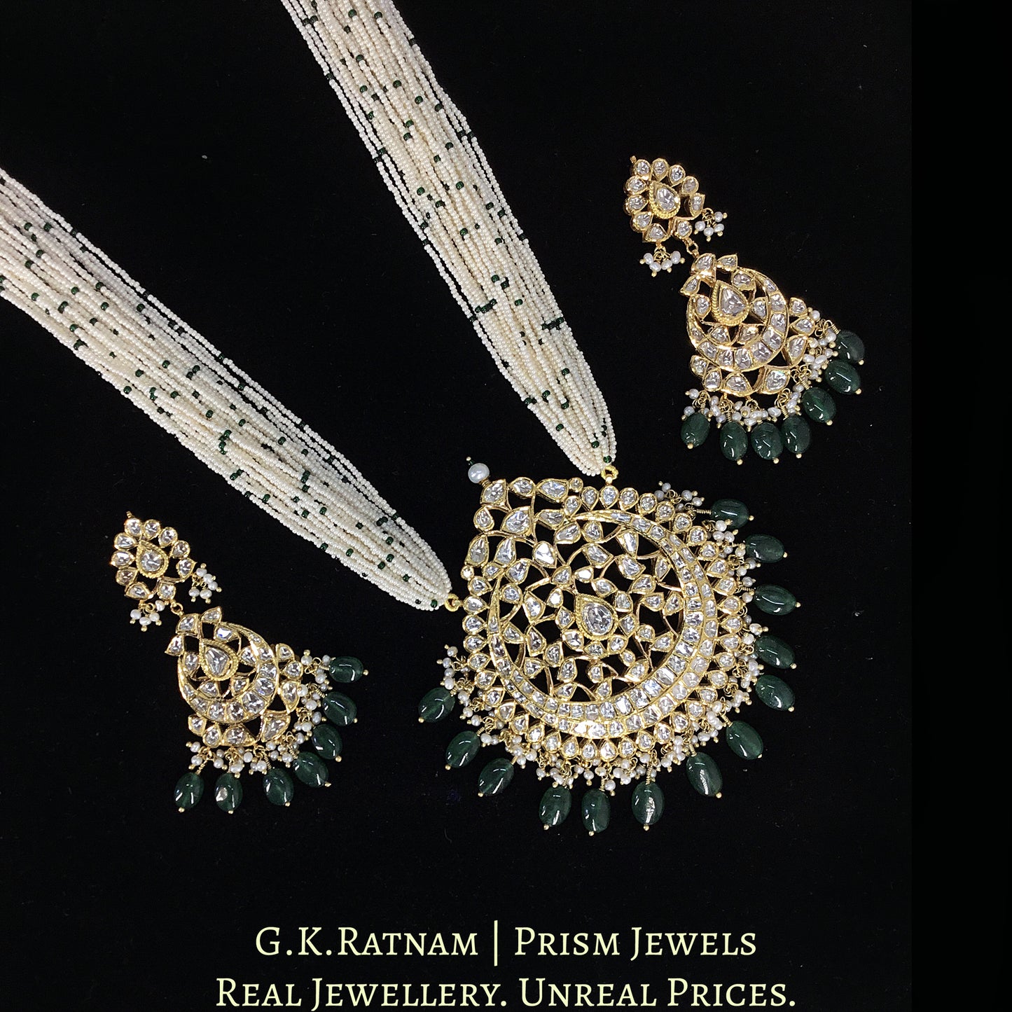 18k Gold and Diamond Polki Pendant Set with emerald-grade Green Beryls and Chid Bunches