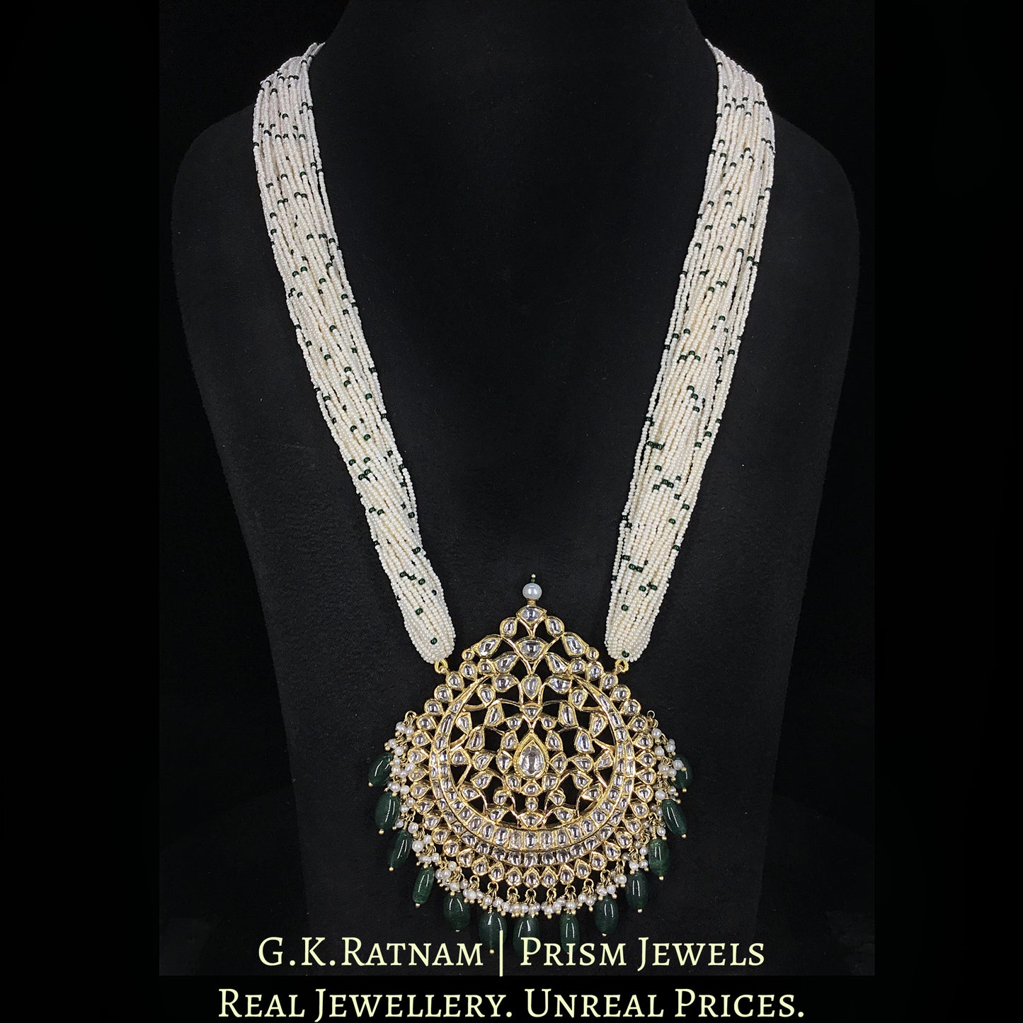 18k Gold and Diamond Polki Pendant Set with emerald-grade Green Beryls and Chid Bunches