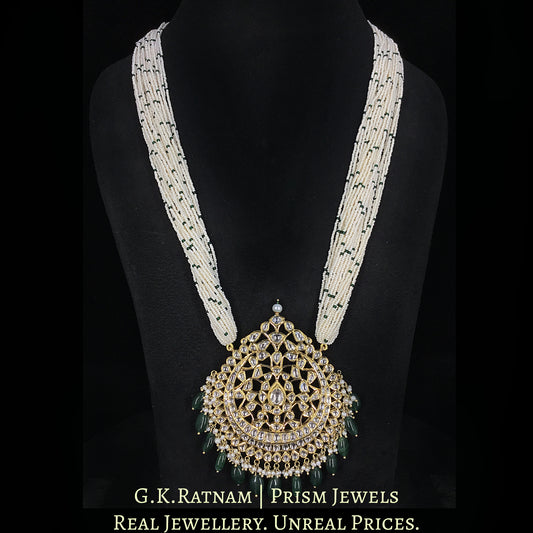 18k Gold and Diamond Polki Pendant Set with emerald-grade Green Beryls and Chid Bunches