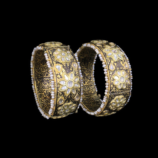 23k Gold and Diamond Polki antique-finish Bangle Pair - G. K. Ratnam