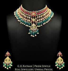 23k Gold and Diamond Polki boat-style Choker Necklace Set with Green Beryls