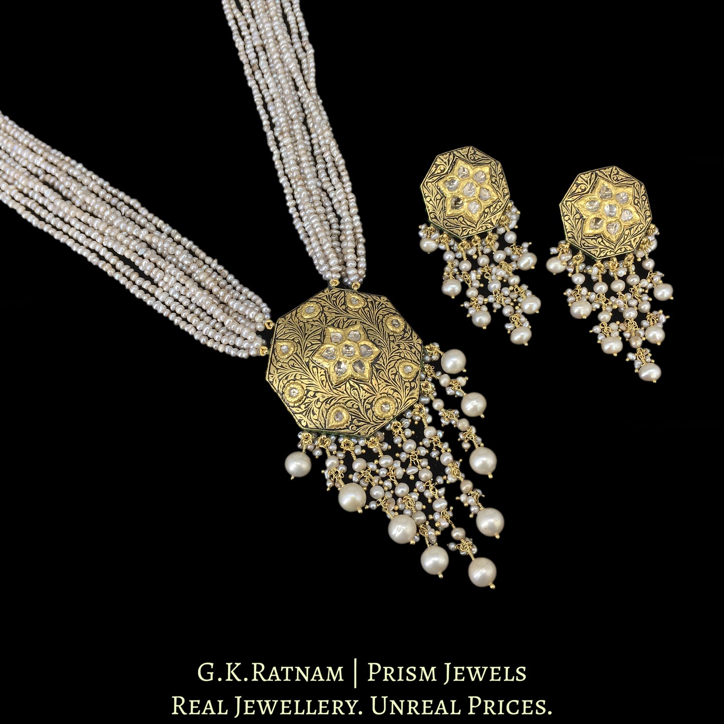 23k Gold and Diamond Polki antique-finish Pendant Set