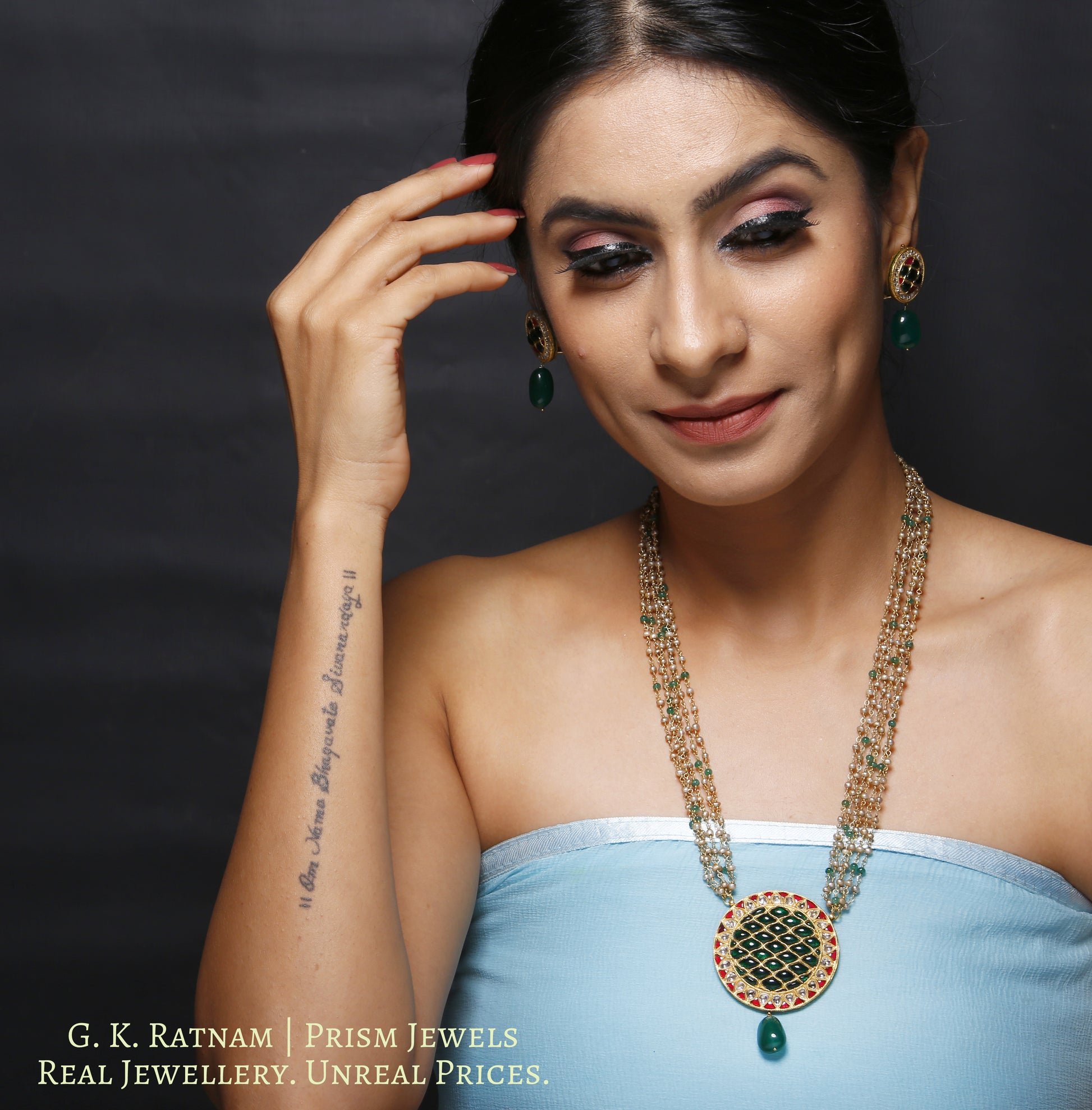 23k Gold and Diamond Polki round red and green Pendant Set with Antiqued freshwater pearl chains - gold diamond polki kundan meena jadau jewellery