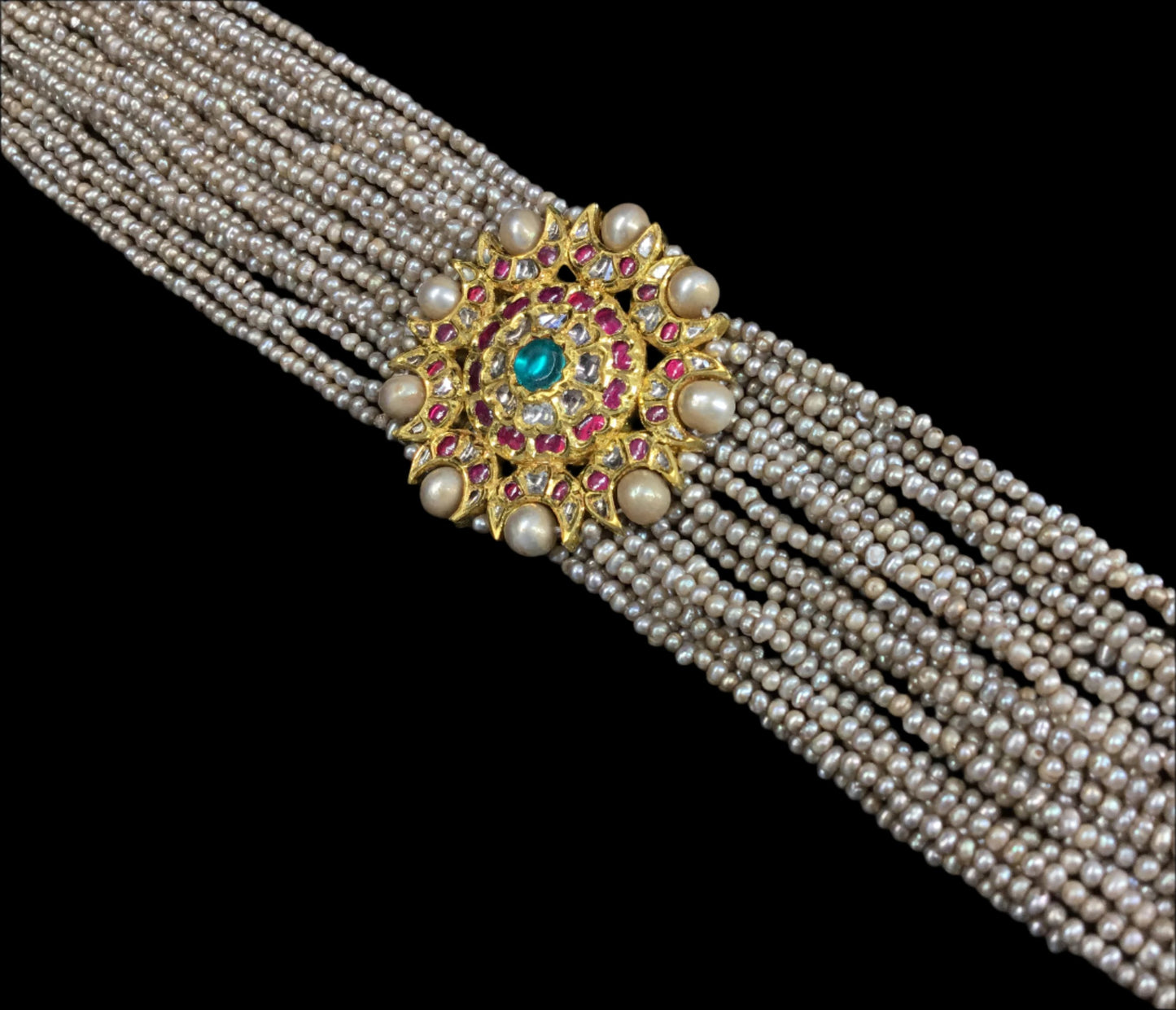 18k Gold and Diamond Polki south-style Choker Necklace With Antiqued Hyderabadi Pearls