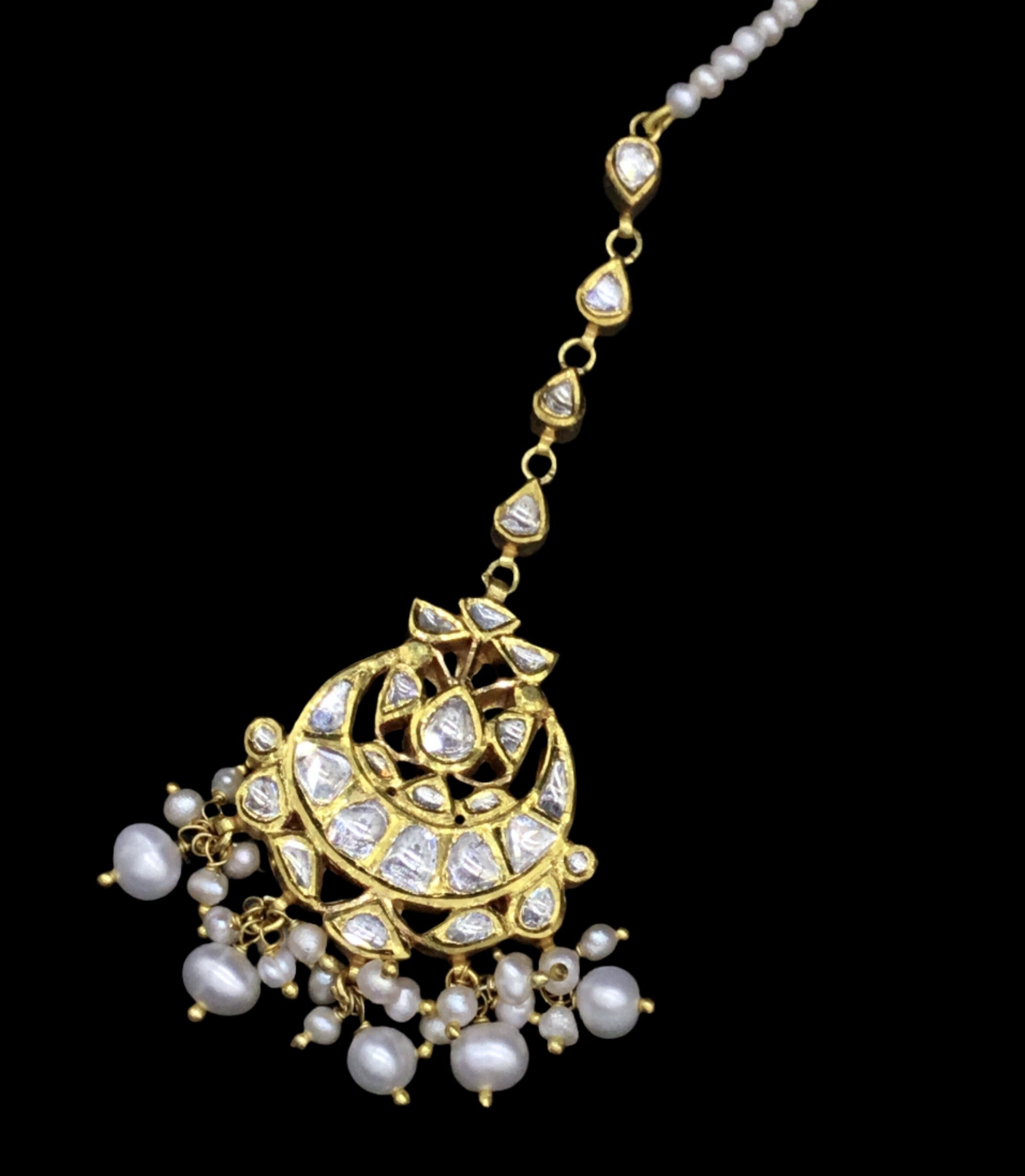 18k Gold and Diamond Polki Maang Tika with Natural Freshwater Pearls - gold diamond polki kundan meena jadau jewellery