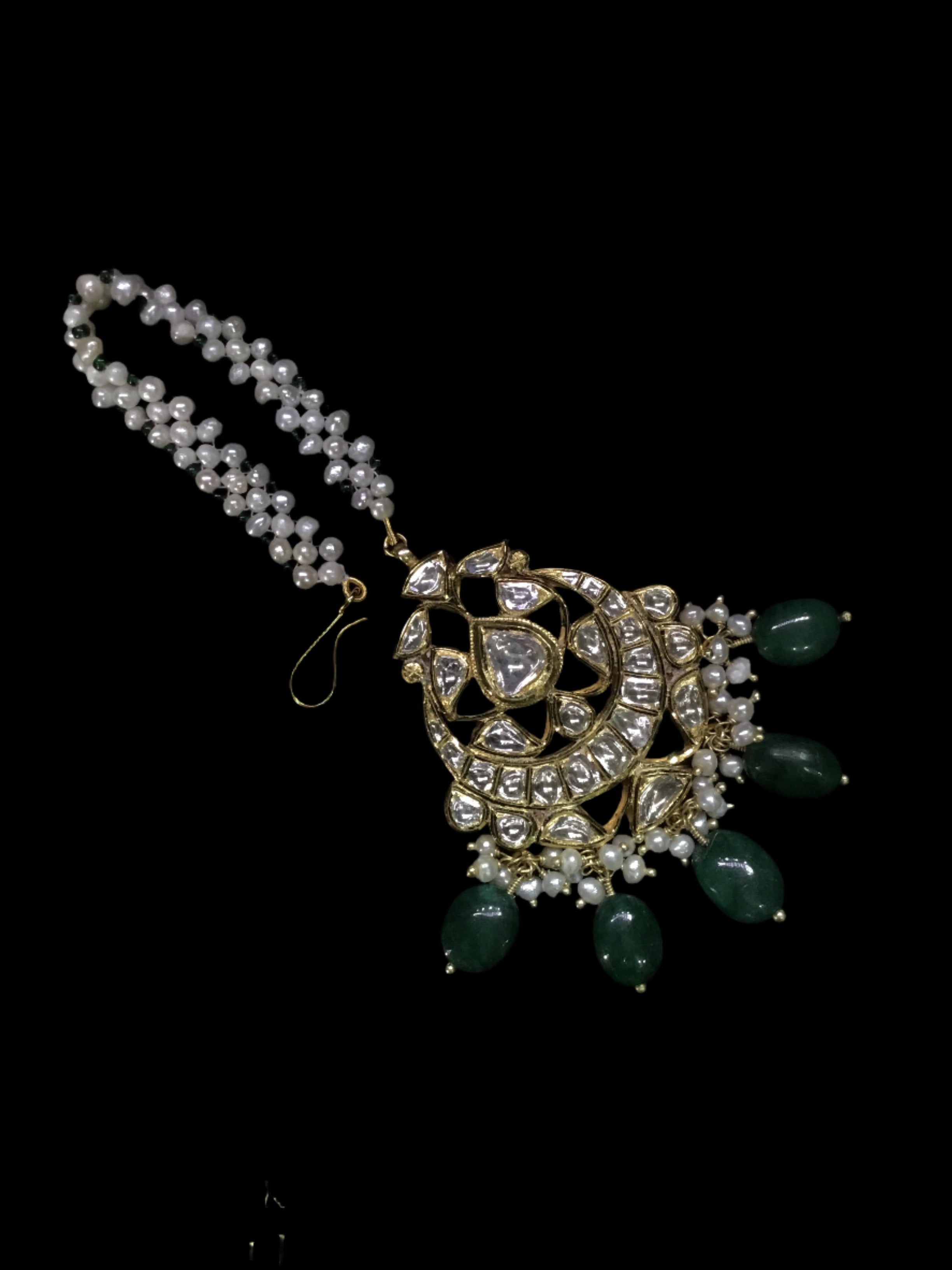 18k Gold and Diamond Polki Maang Tika With emerald-grade Green Beryls and Pearls