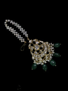 18k Gold and Diamond Polki Maang Tika With emerald-grade Green Beryls and Pearls