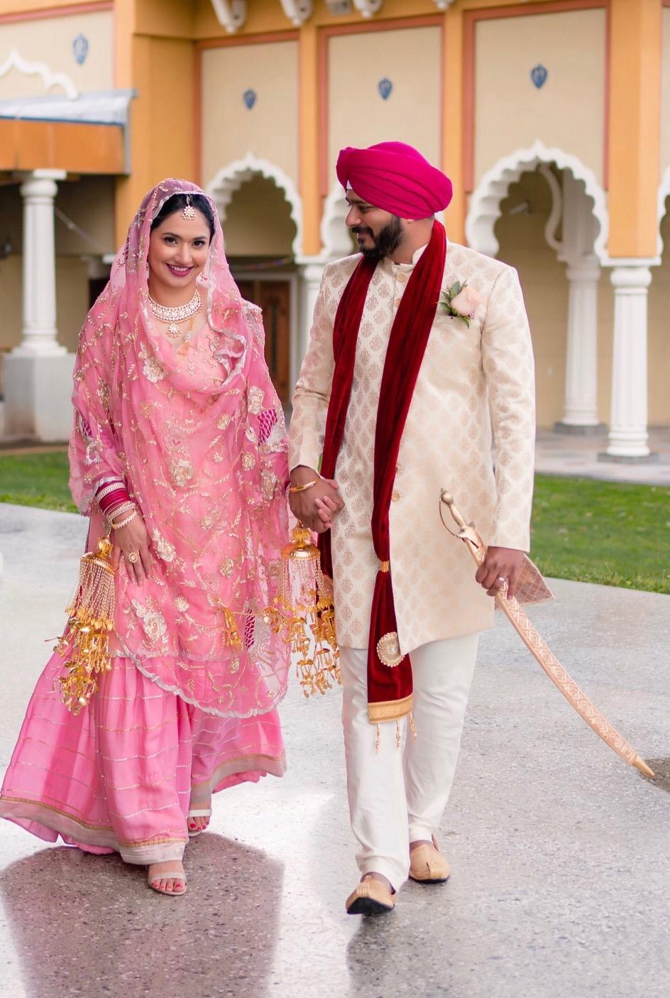 18k Gold and Diamond Polki all-white Necklace Set with triple-coated shell pearls - G. K. Ratnam